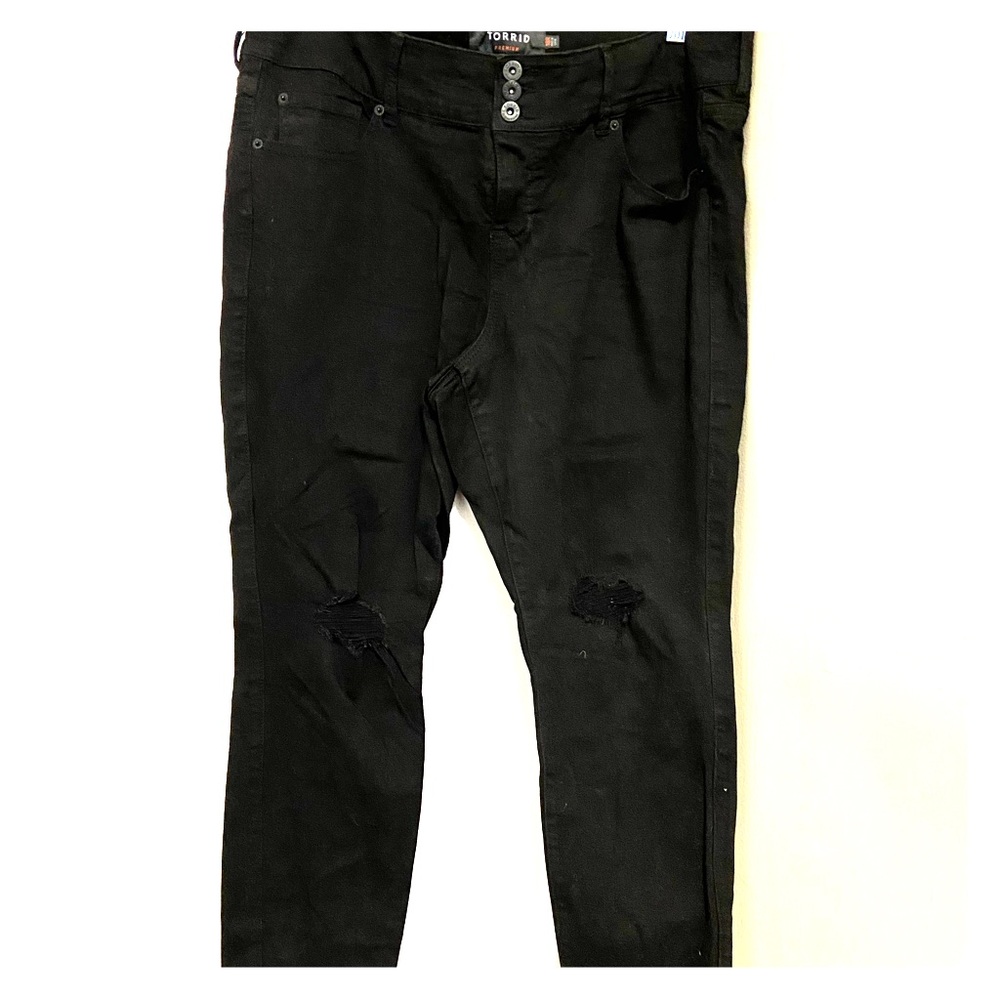 Torrid High Waisted Black Jeggings Ripped Knees